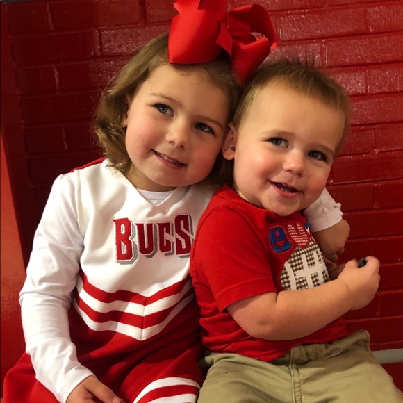 Meet your Posher, Amber - Picture 3 of 4